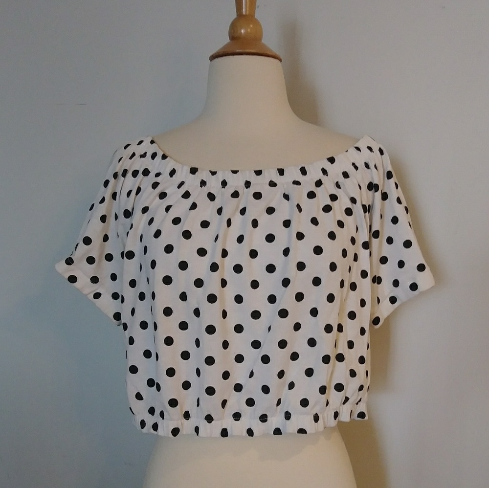 ❌sold❌ Cherry Stix Ltd Polka Dot Peasant Crop Top - Picture 2 of 5